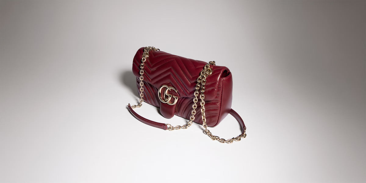 GUCCI GG Marmont medium shoulder bag