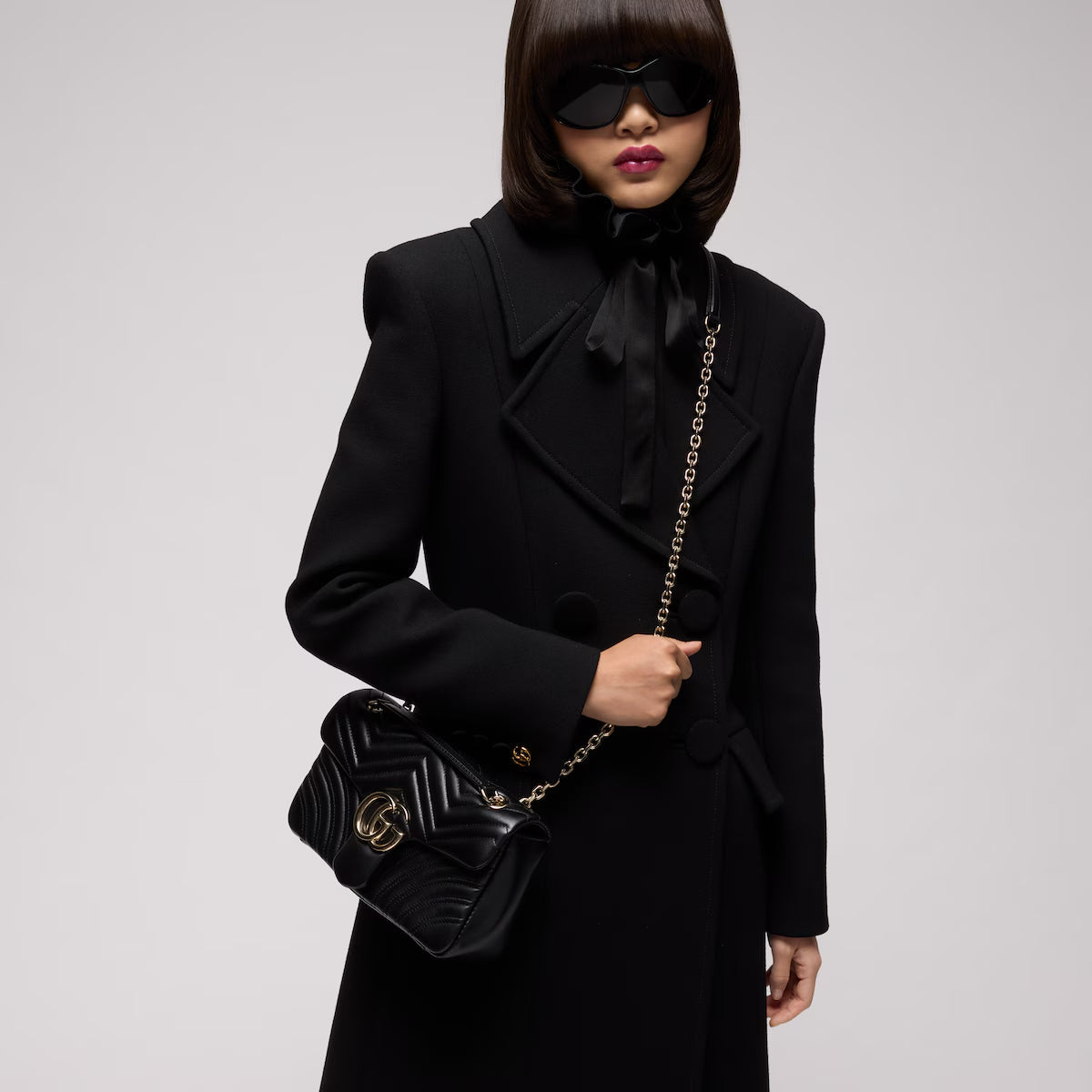 GUCCI GG Marmont medium shoulder bag